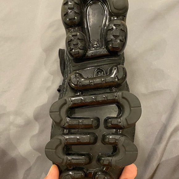 NIKE VAPORMAX FLYKNIT 3 RUNNING SHOES - Picture 5 of 10